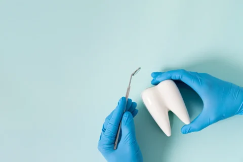 Jak dentysta leczy próchnicę
